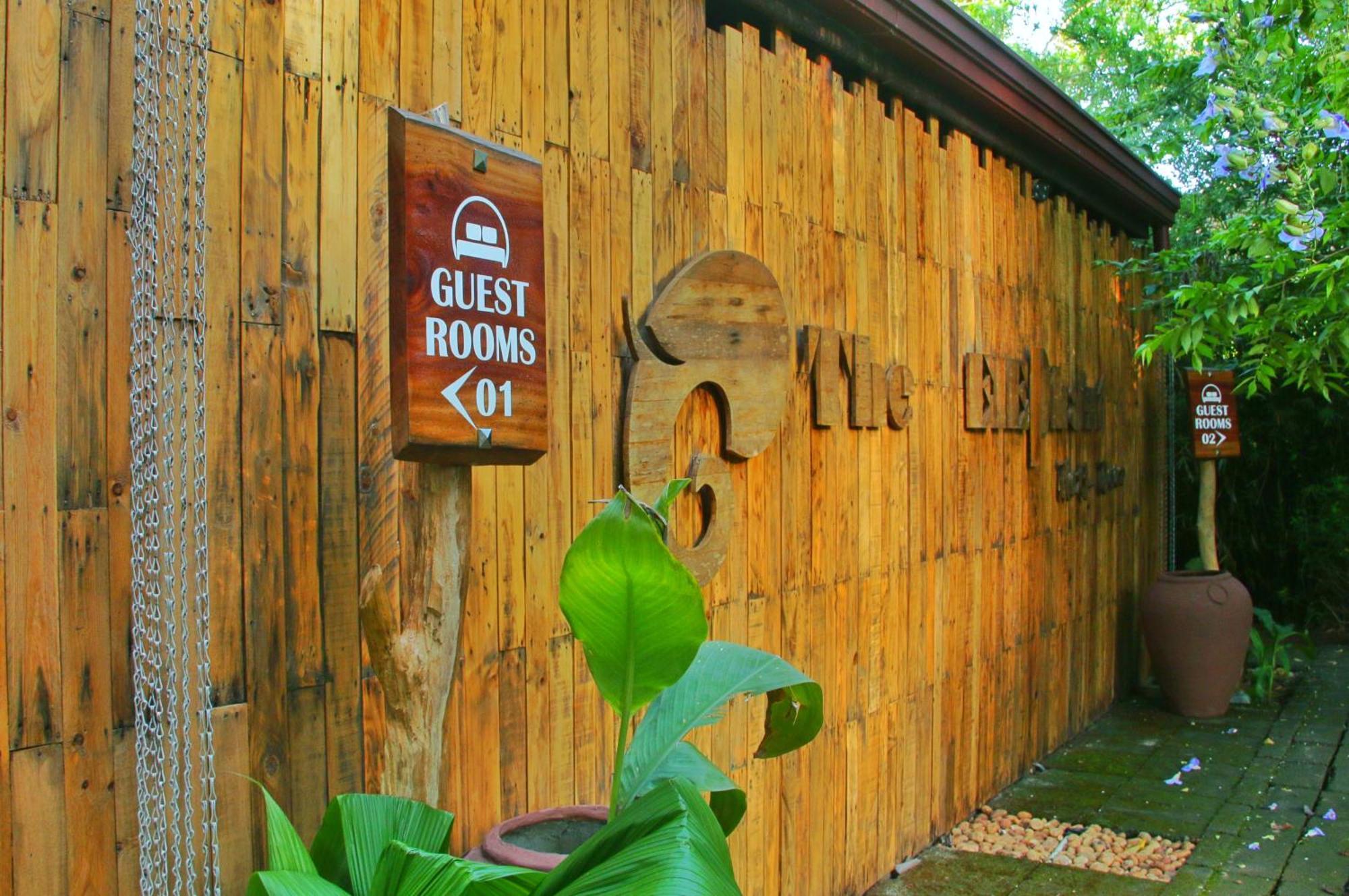 The Elephant Next-Door Uda Walawe Extérieur photo